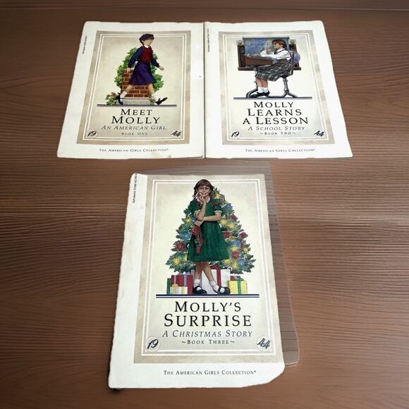Meet Molly Vintage American Girl 1-3 Paperback Books Set of 3 Pleasant Co New - Picture 1 of 4